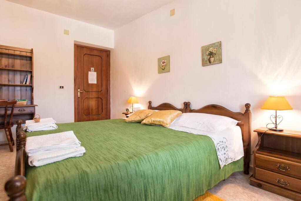 Rooms&Terraces Urzulei Extérieur photo